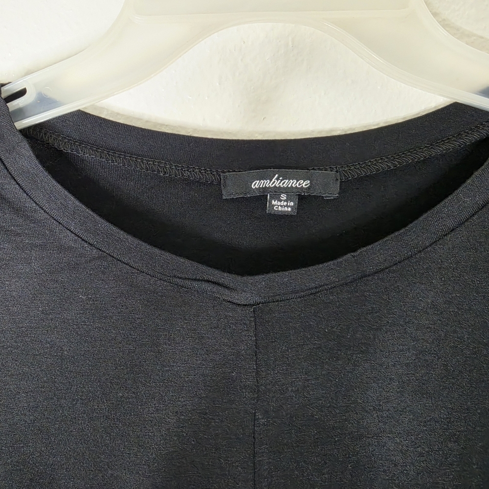 Ambiance Twist Front Crop Tops Lot 2 Red &:Black Long Sleeve Size S - Picture 10 of 13